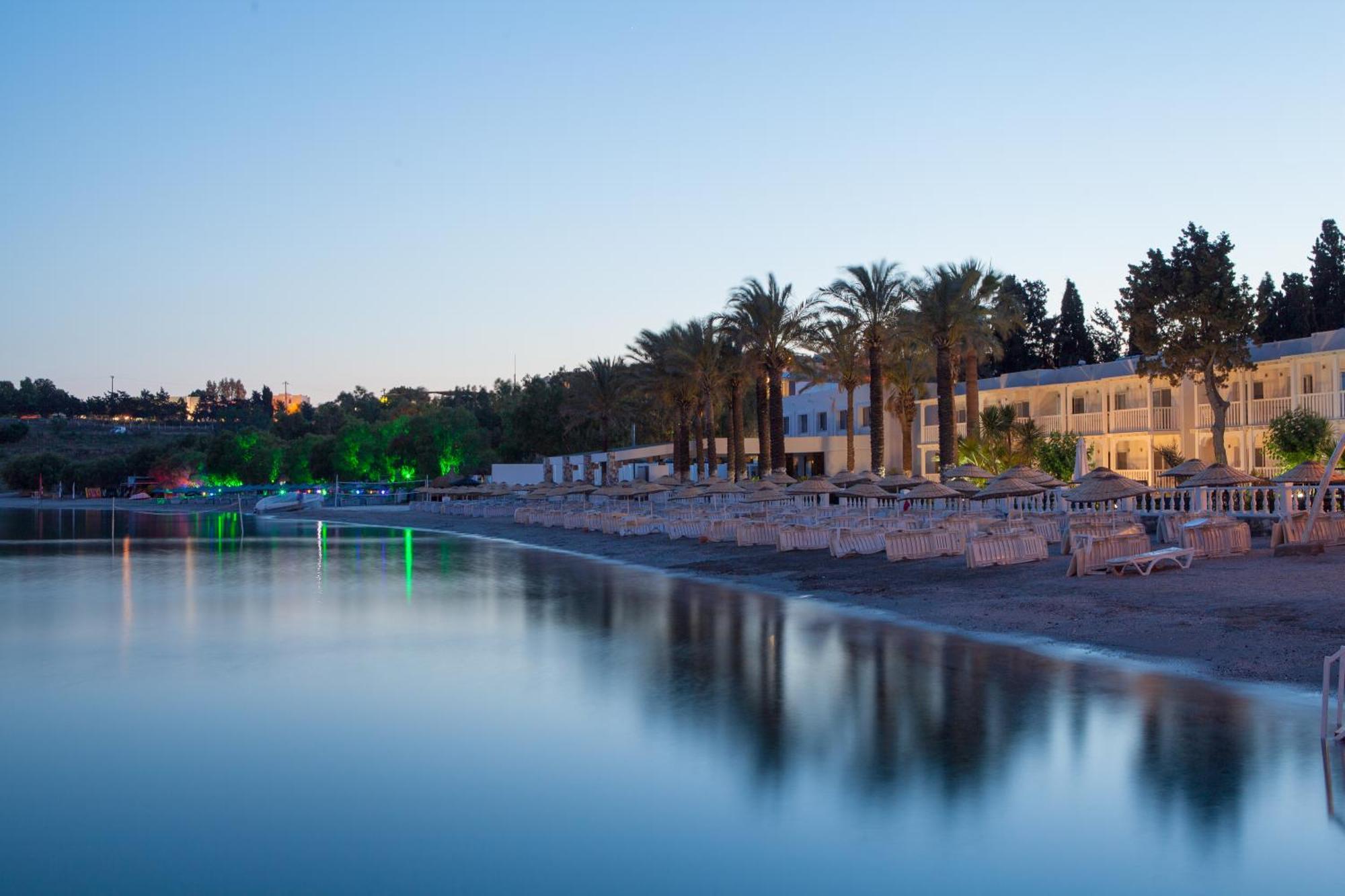 Ladonia Hotels Mio Mare Akyarlar Bagian luar foto