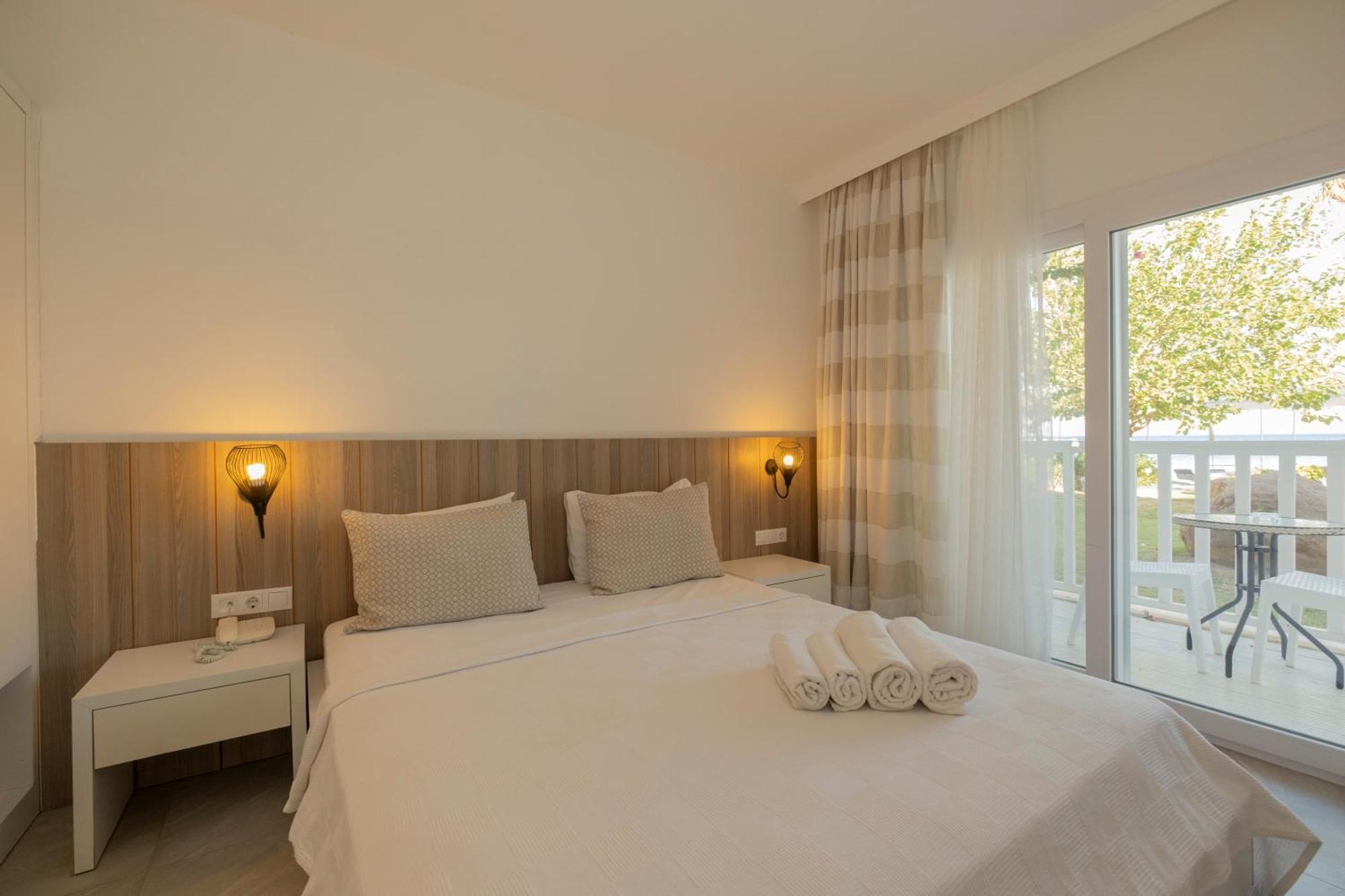 Ladonia Hotels Mio Mare Akyarlar Bagian luar foto